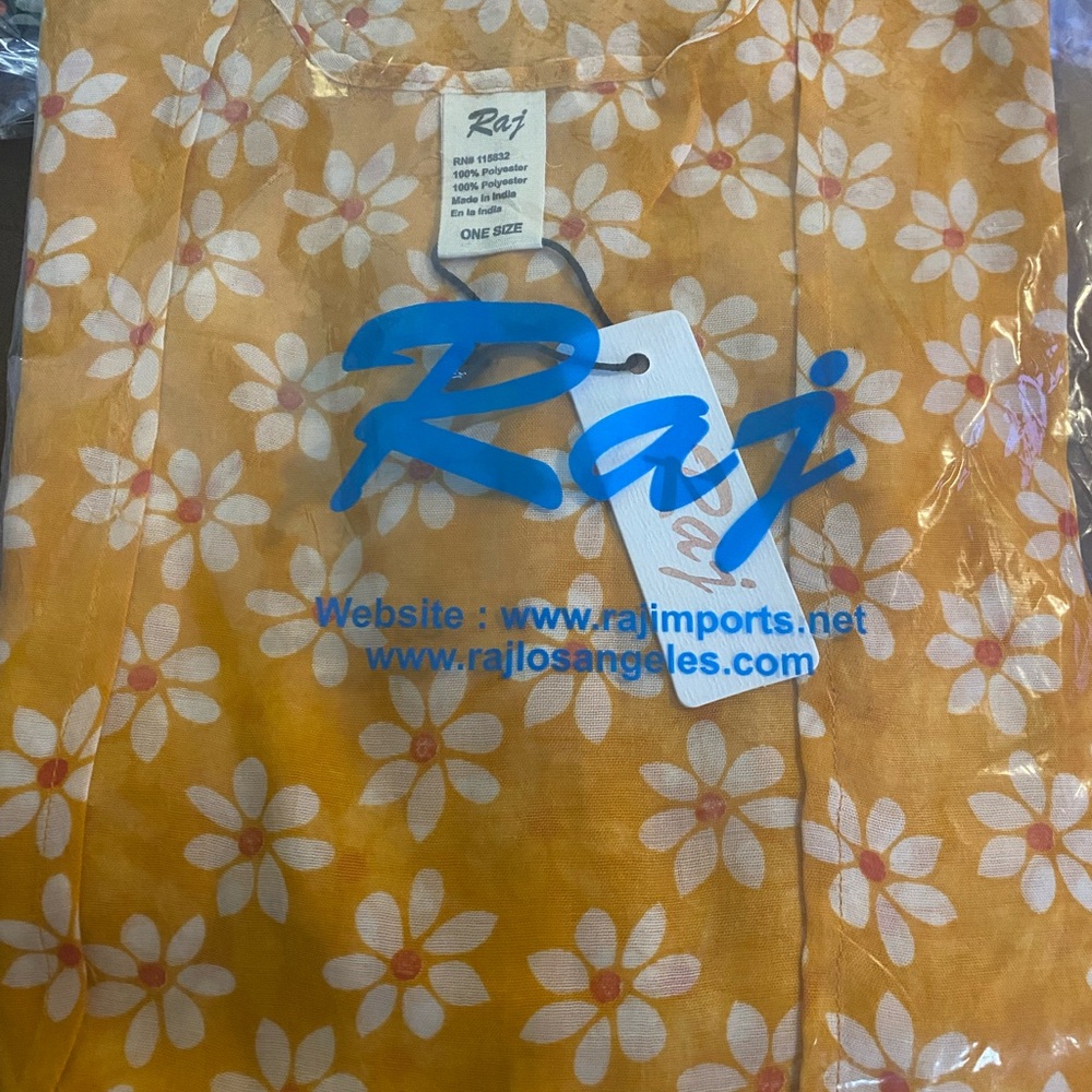 Kimono Floral Daisy Print - This listing is for the yellow.